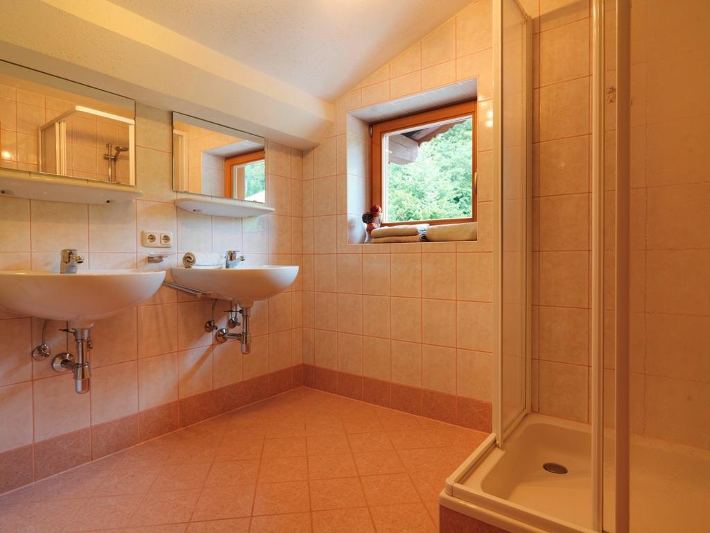 Ferienwohnung Saalbach Fieberbrunn Pokoj fotografie